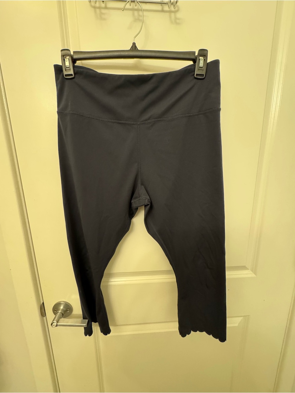 kate spade Navy Scallop Hem Capri Leggings
